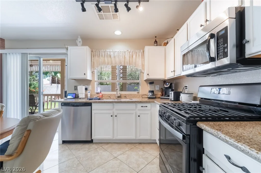 10044 Solid Lime, Las Vegas, NV 89183