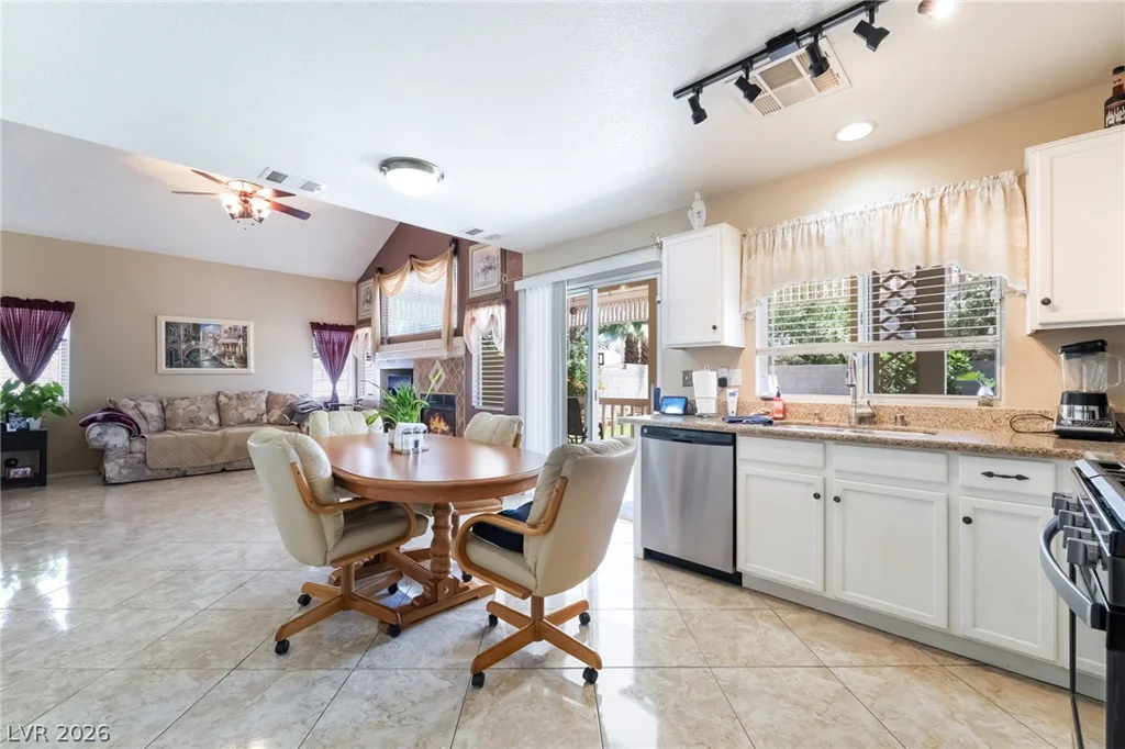 10044 Solid Lime, Las Vegas, NV 89183