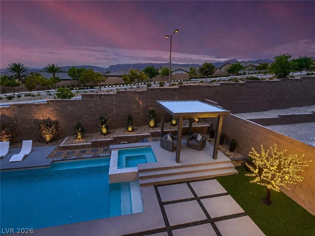 12137 Sage Thunder, Las Vegas, NV 89138
