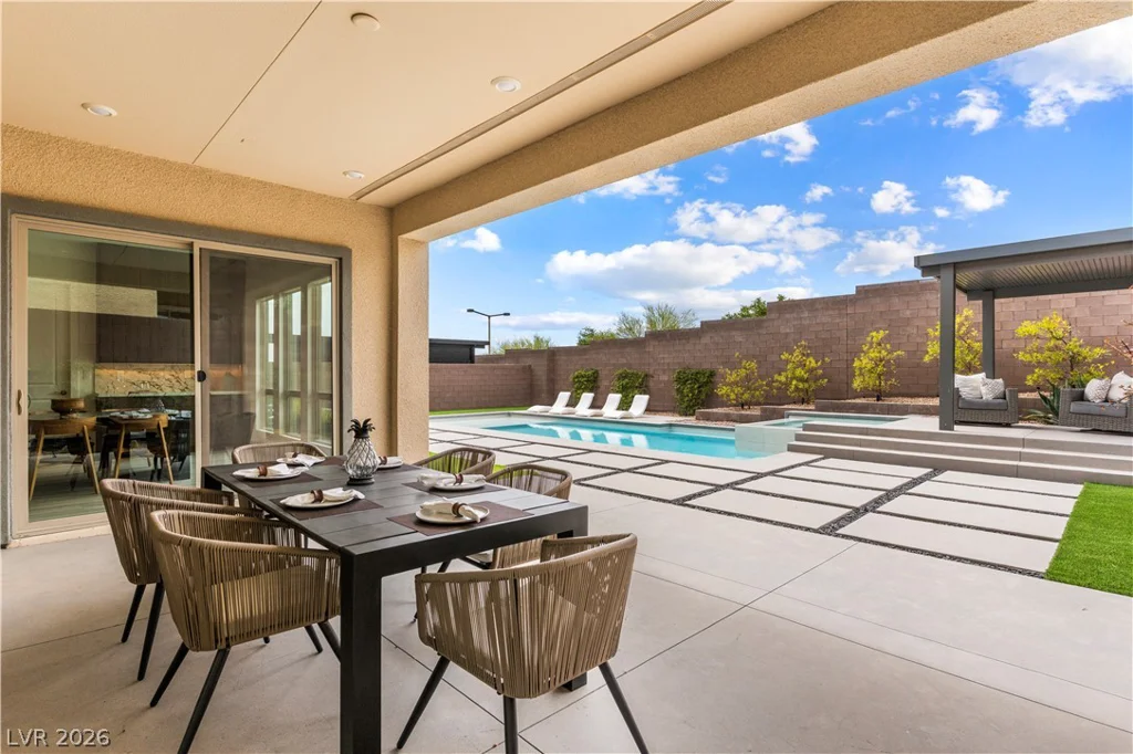 12137 Sage Thunder, Las Vegas, NV 89138
