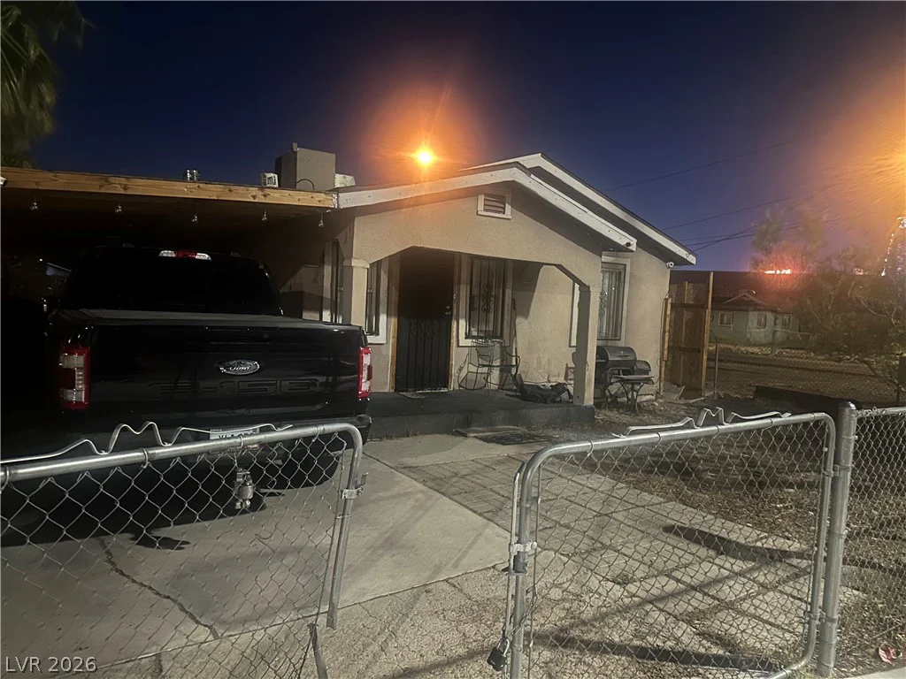 814 F, Las Vegas, NV 89106