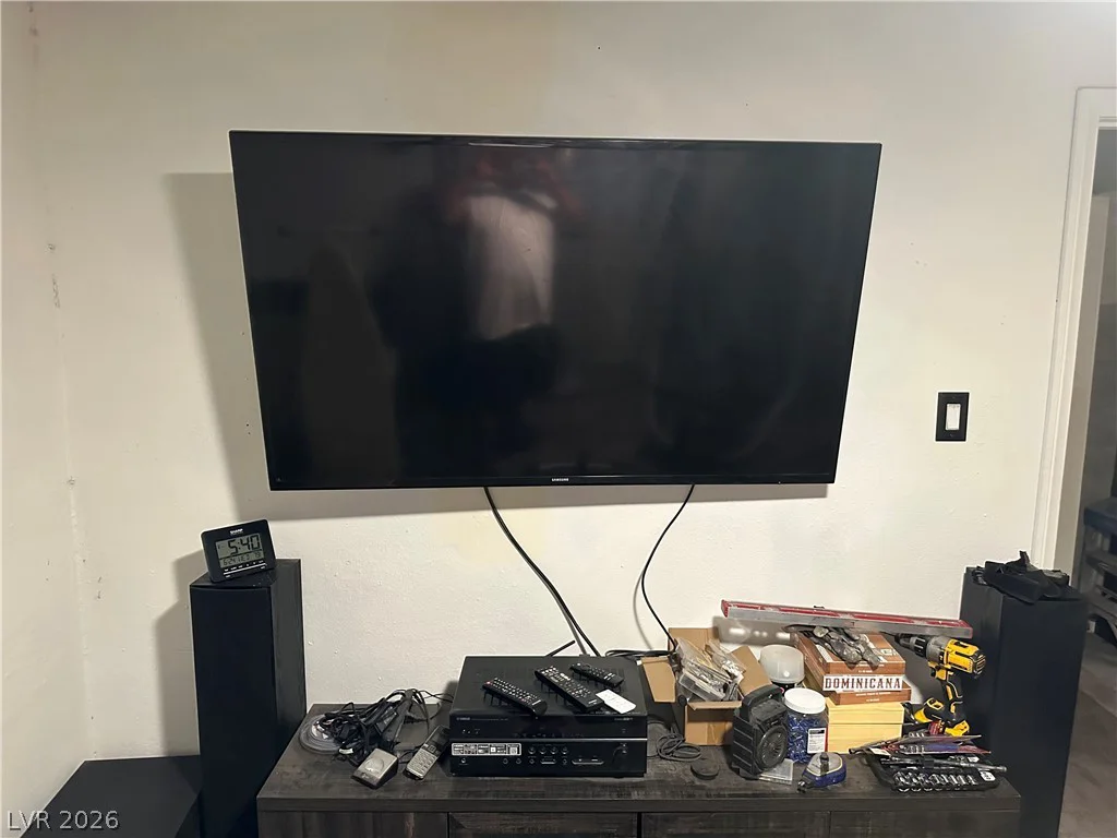 814 F, Las Vegas, NV 89106