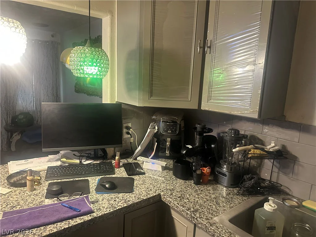 814 F, Las Vegas, NV 89106