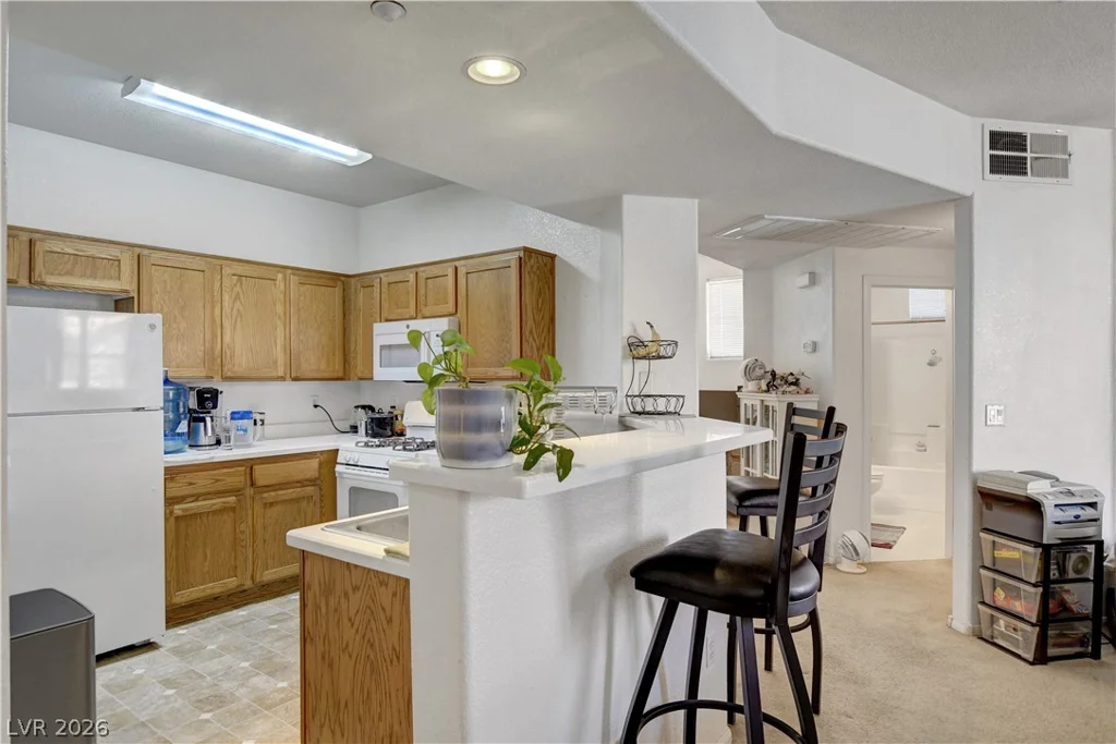 5855 Valley, North Las Vegas, NV 89031