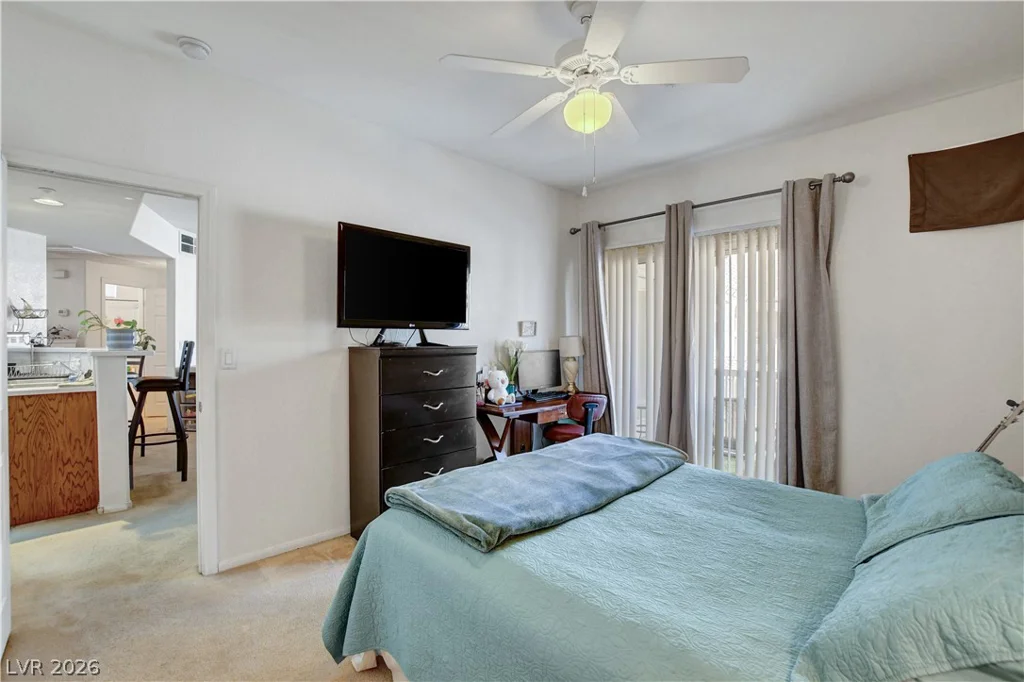5855 Valley, North Las Vegas, NV 89031