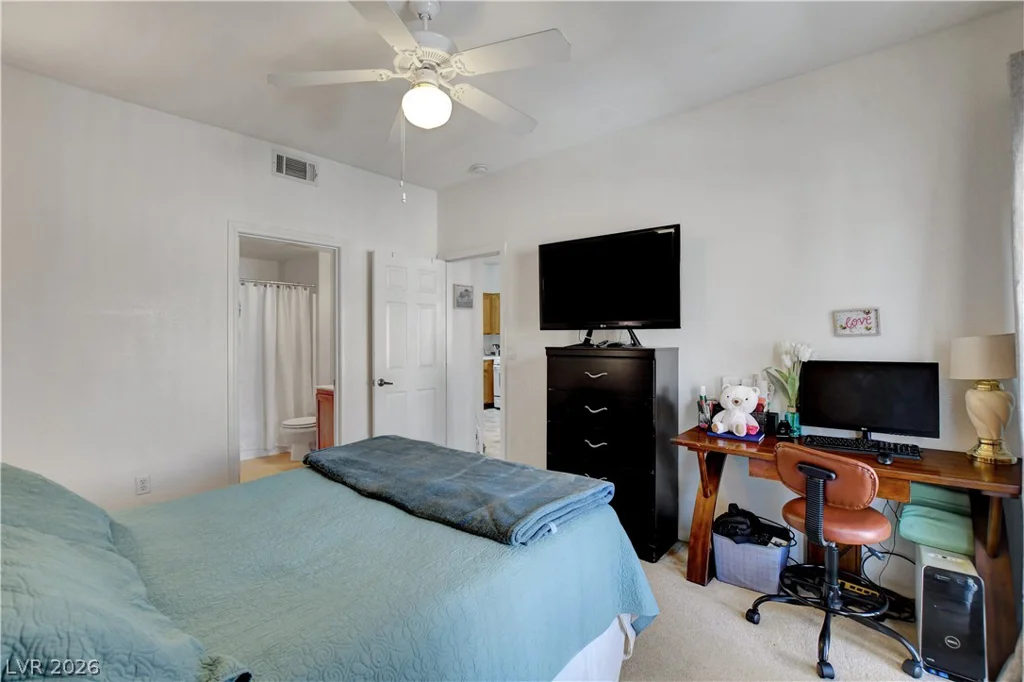 5855 Valley, North Las Vegas, NV 89031