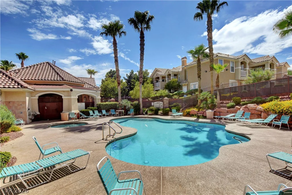 5855 Valley, North Las Vegas, NV 89031