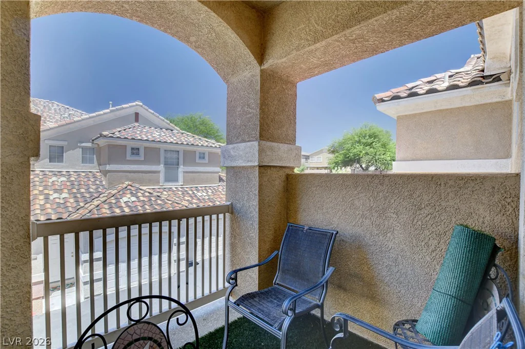 5855 Valley, North Las Vegas, NV 89031