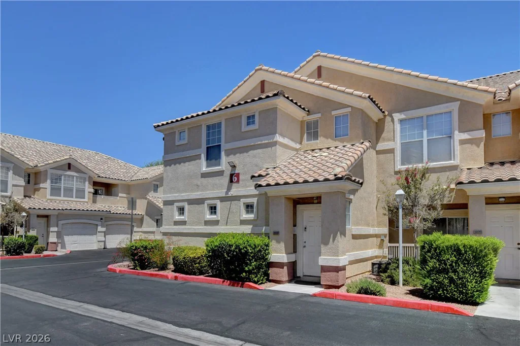 5855 Valley, North Las Vegas, NV 89031