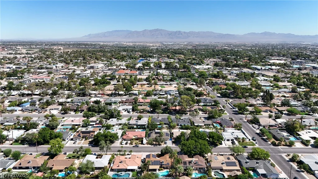 2813 Bryant, Las Vegas, NV 89102