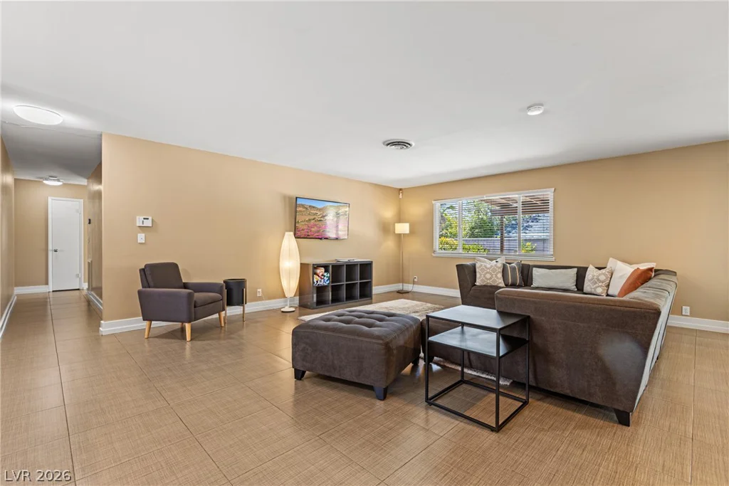 2813 Bryant, Las Vegas, NV 89102