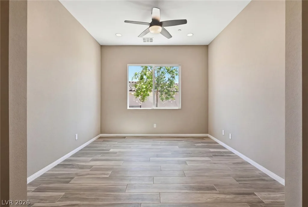 10202 Millholm, Las Vegas, NV 89166