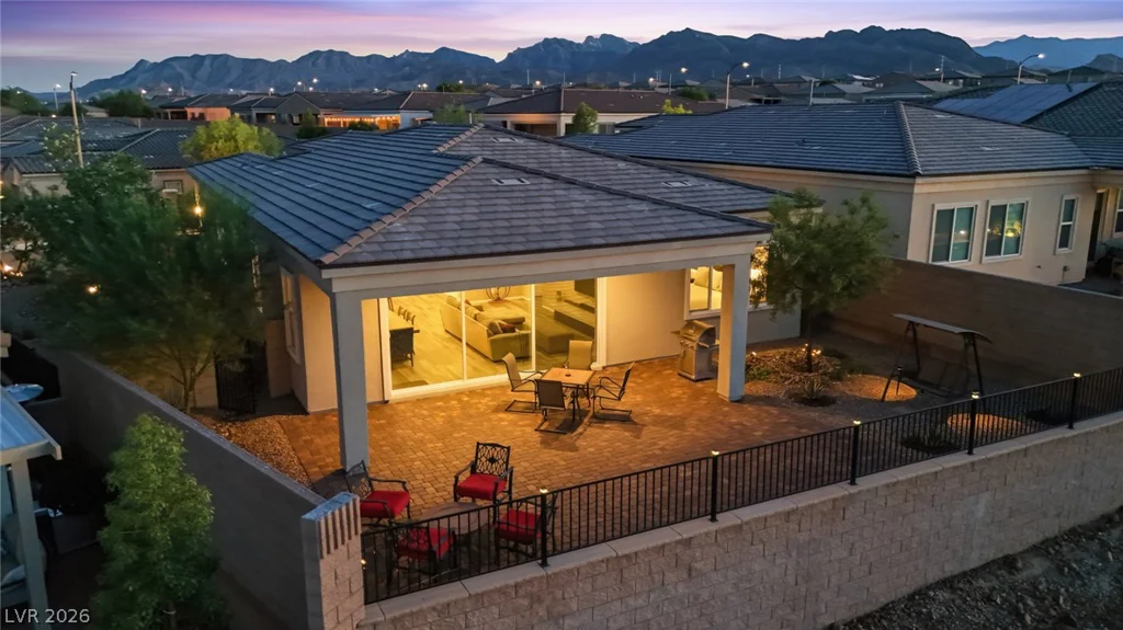 10202 Millholm, Las Vegas, NV 89166