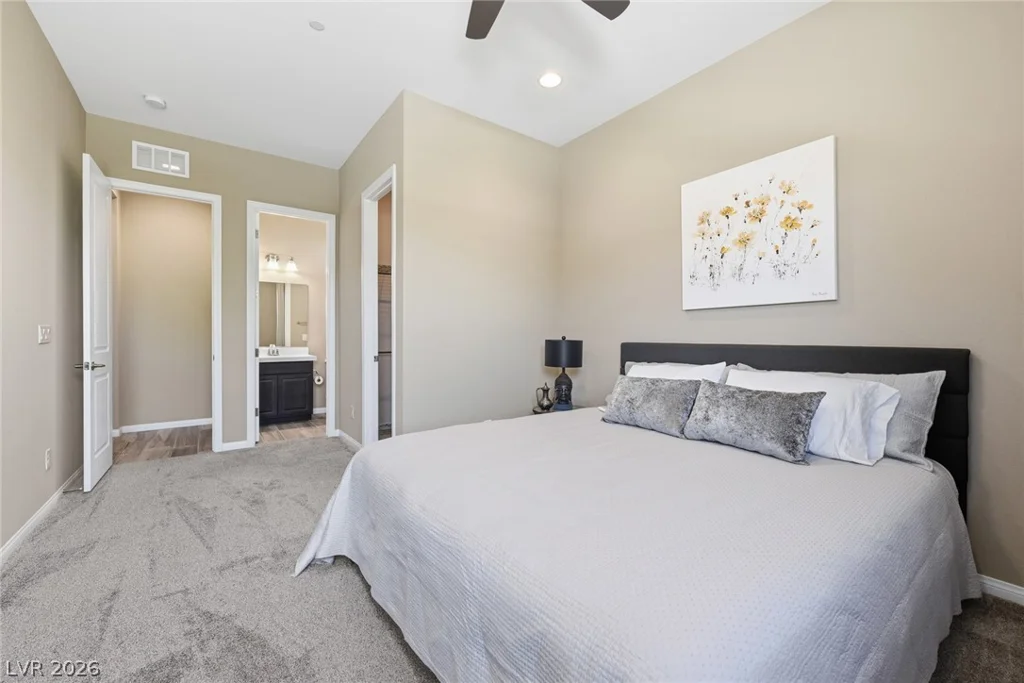 10202 Millholm, Las Vegas, NV 89166