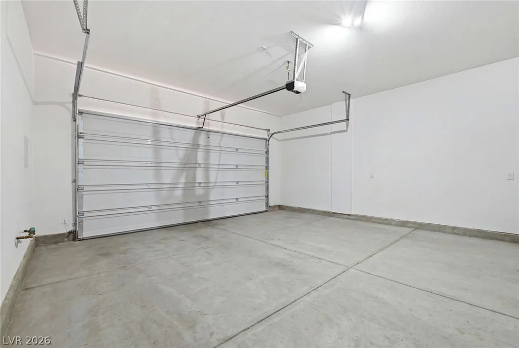 10202 Millholm, Las Vegas, NV 89166
