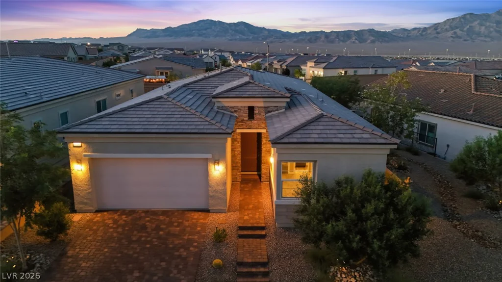 10202 Millholm, Las Vegas, NV 89166