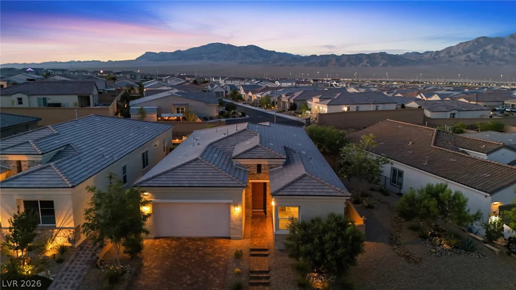 10202 Millholm, Las Vegas, NV 89166
