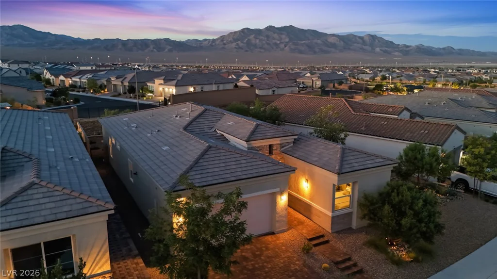 10202 Millholm, Las Vegas, NV 89166