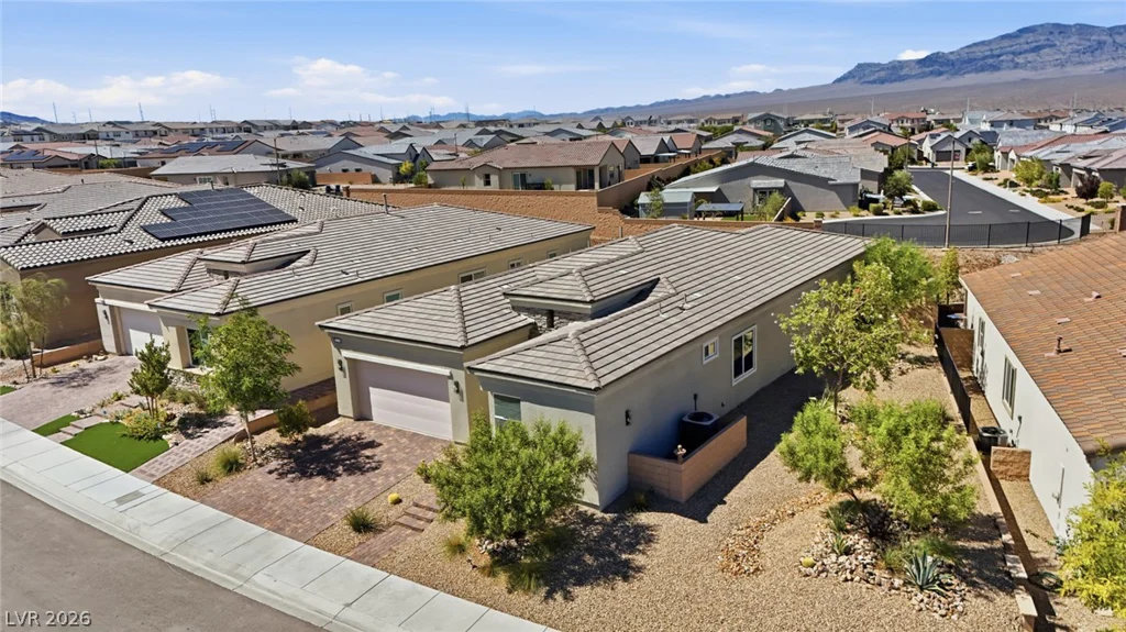 10202 Millholm, Las Vegas, NV 89166