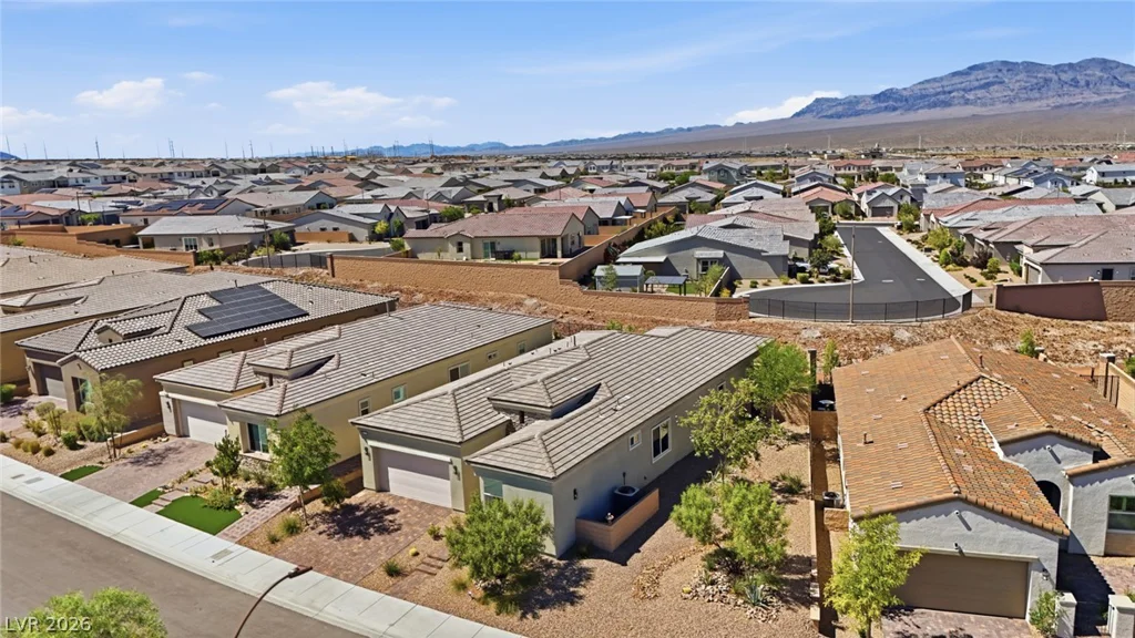 10202 Millholm, Las Vegas, NV 89166