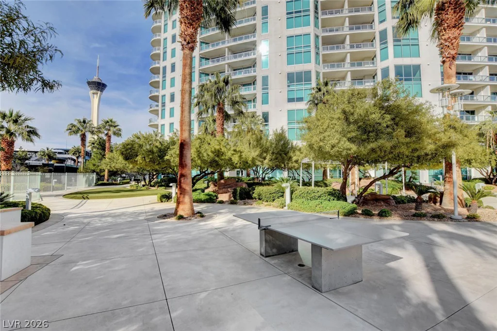 322 Karen, Las Vegas, NV 89109