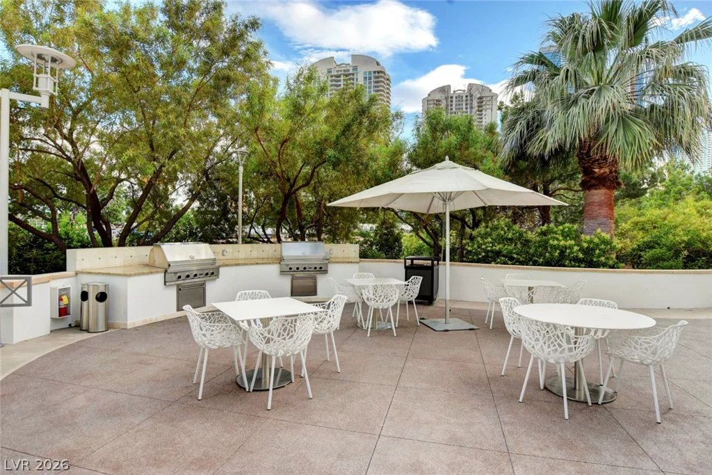 322 Karen, Las Vegas, NV 89109