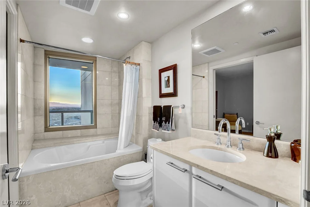 322 Karen, Las Vegas, NV 89109