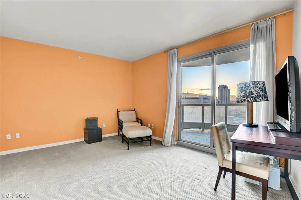 322 Karen, Las Vegas, NV 89109