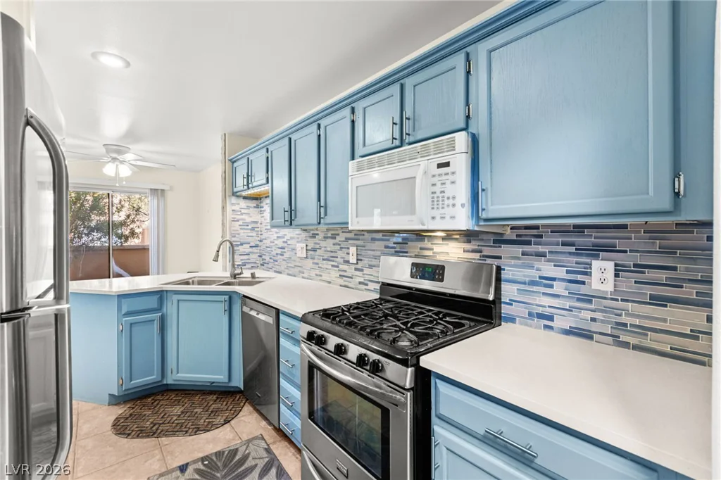 903 Twinkling Sky, Henderson, NV 89015