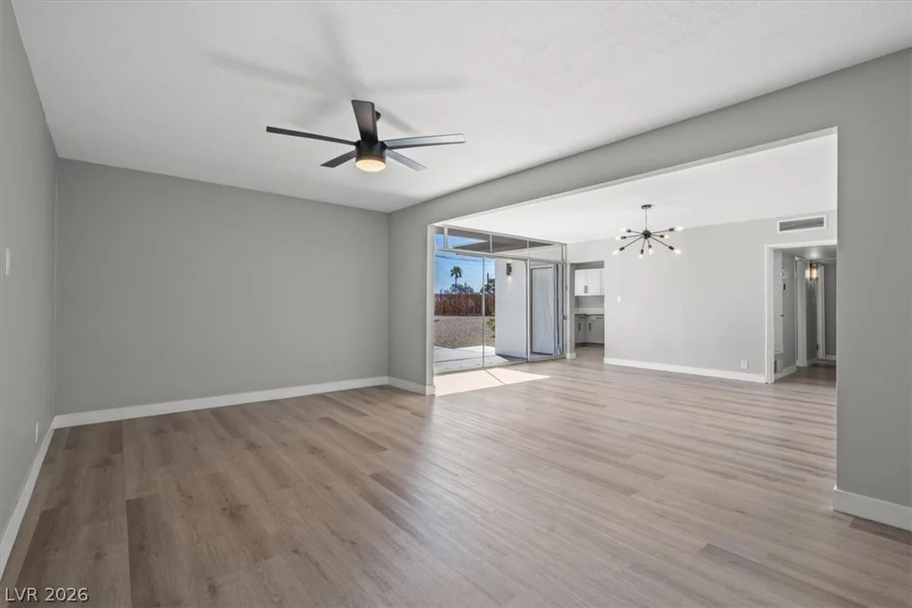 1617 Hartke, Las Vegas, NV 89104