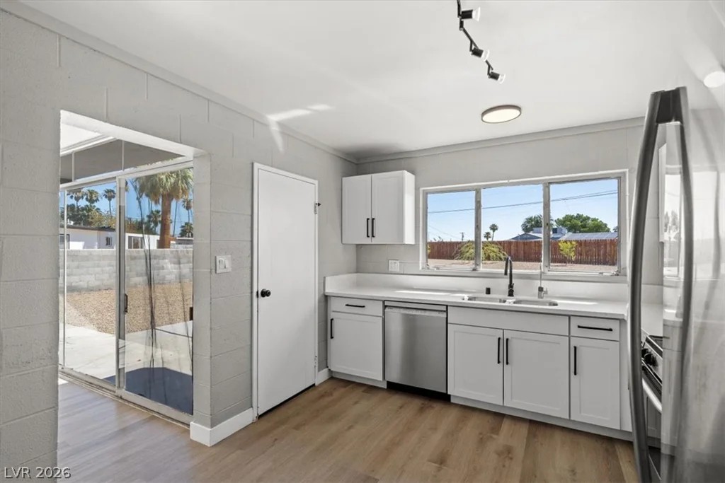 1617 Hartke, Las Vegas, NV 89104