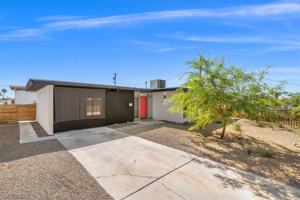 1617 Hartke, Las Vegas, NV 89104