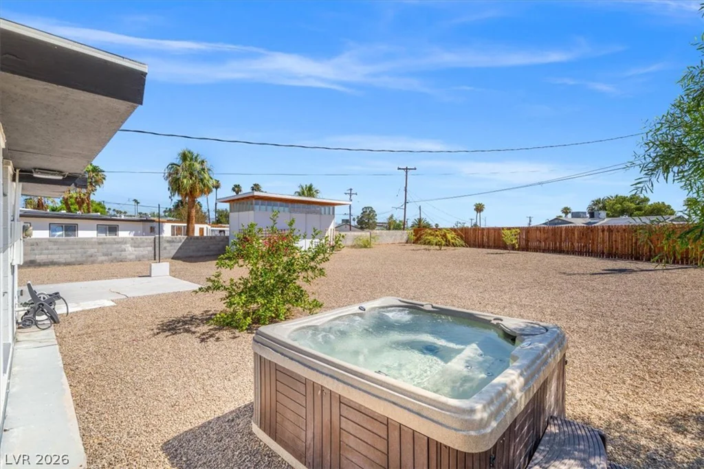 1617 Hartke, Las Vegas, NV 89104