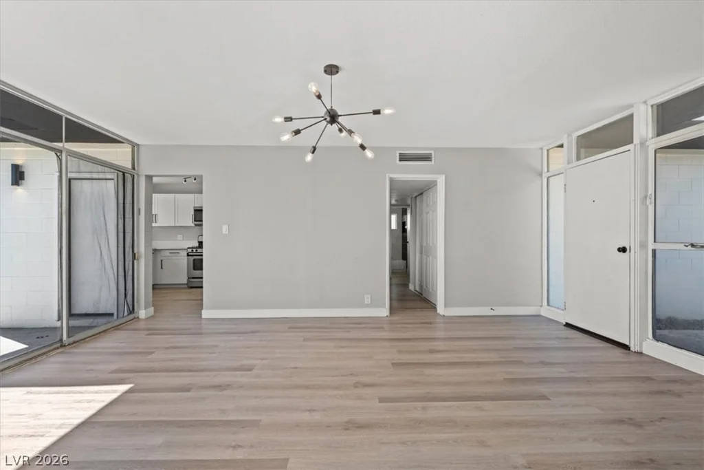 1617 Hartke, Las Vegas, NV 89104
