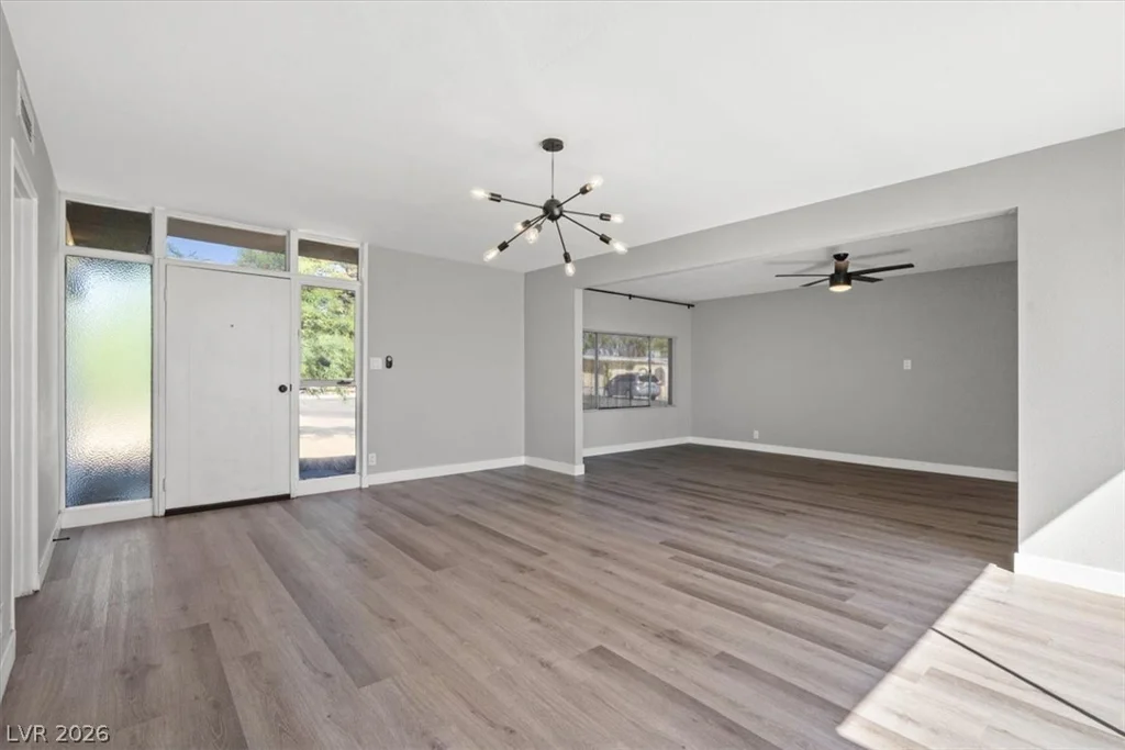 1617 Hartke, Las Vegas, NV 89104