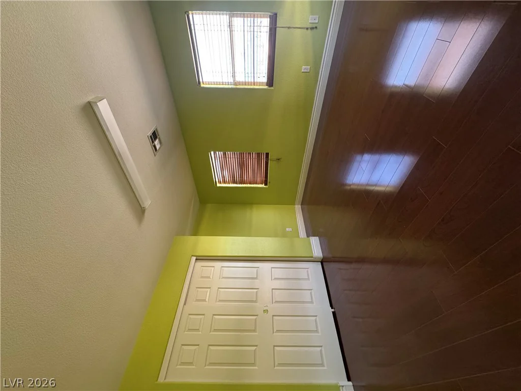 8986 Ellenbrook, Las Vegas, NV 89148