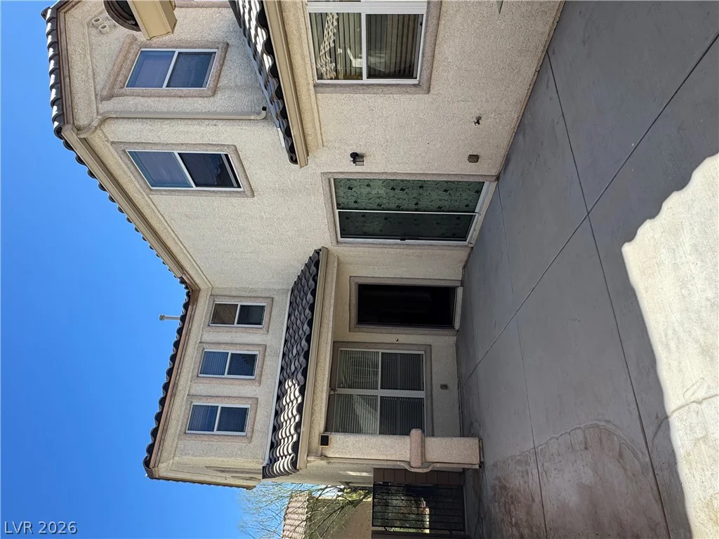 8986 Ellenbrook, Las Vegas, NV 89148