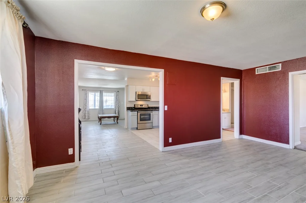 2737 Englestad, North Las Vegas, NV 89030