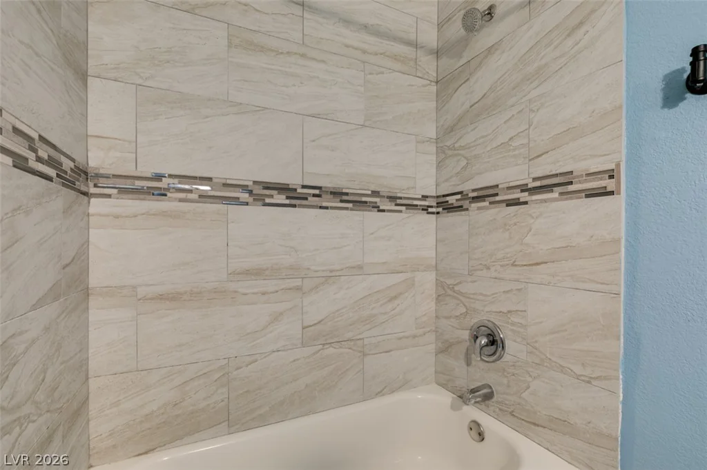 2737 Englestad, North Las Vegas, NV 89030