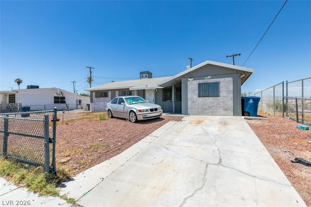 2737 Englestad, North Las Vegas, NV 89030