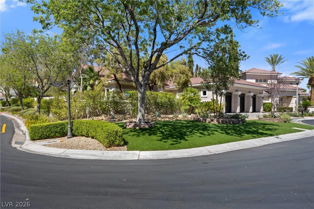 8908 Tavistock, Las Vegas, NV 89134