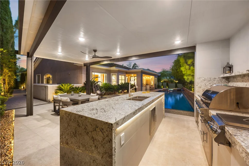 8908 Tavistock, Las Vegas, NV 89134