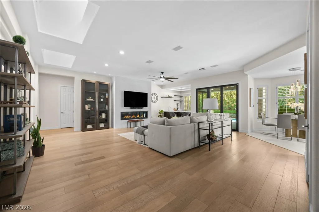 8908 Tavistock, Las Vegas, NV 89134