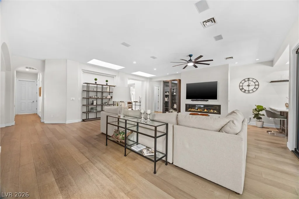 8908 Tavistock, Las Vegas, NV 89134