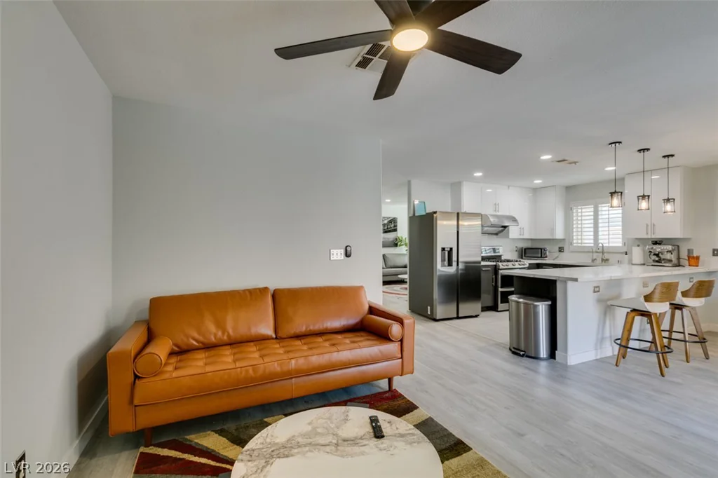 10213 Asti, Las Vegas, NV 89134