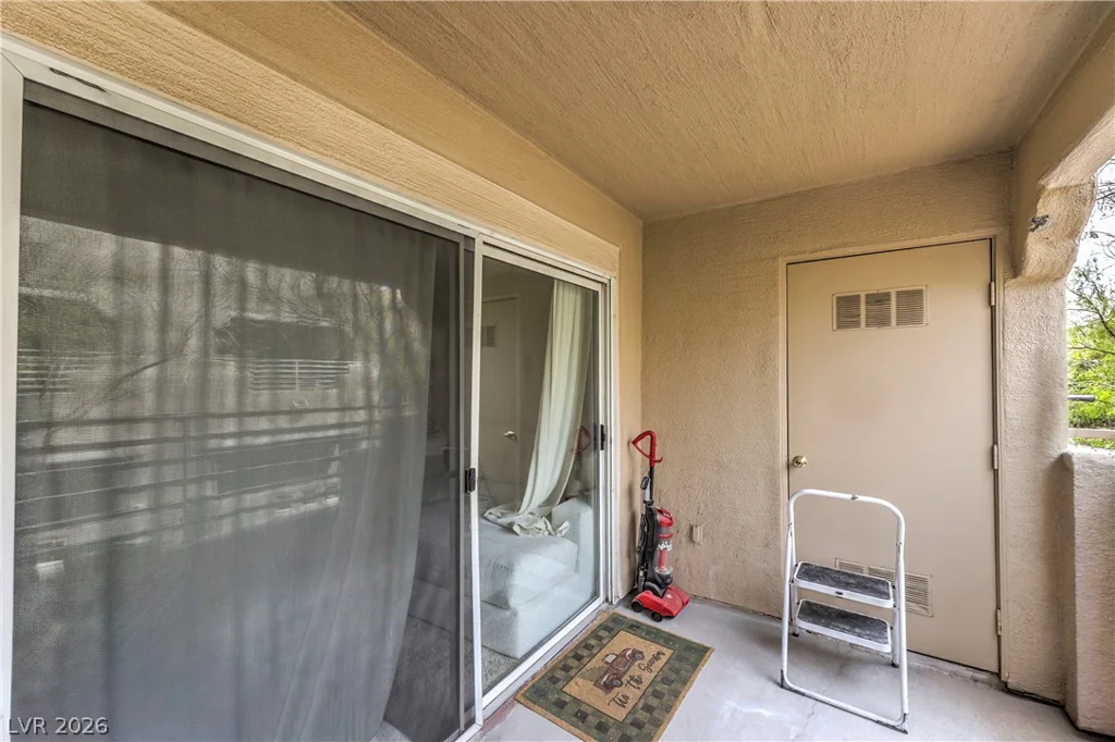 1909 High Valley, Las Vegas, NV 89128
