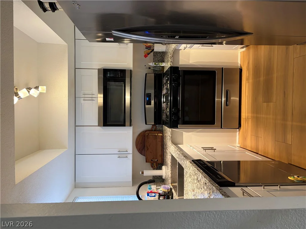 1909 High Valley, Las Vegas, NV 89128