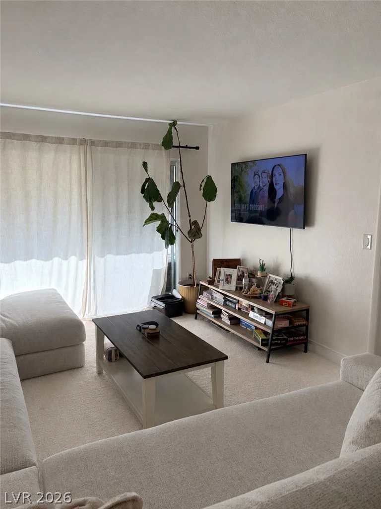 1909 High Valley, Las Vegas, NV 89128