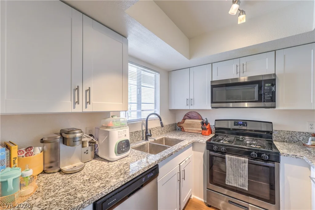 1909 High Valley, Las Vegas, NV 89128