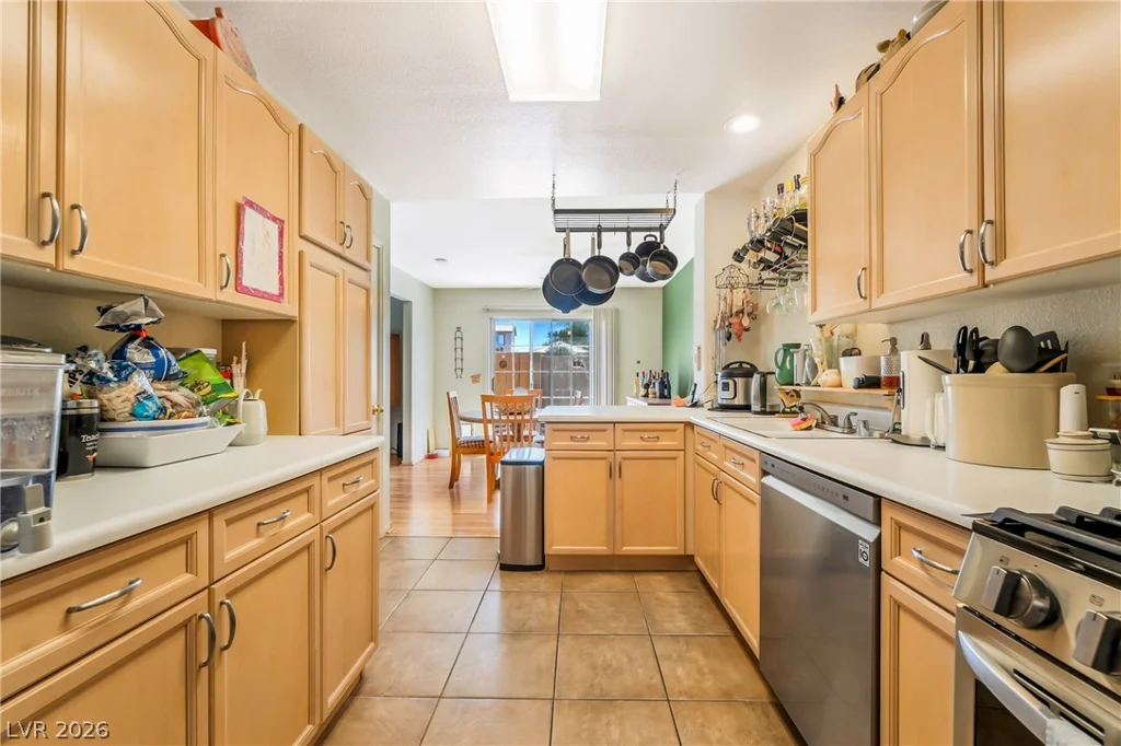 9695 Blue Calico, Las Vegas, NV 89123